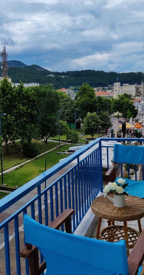 Hospitable Appartment In The Central Park, Xanthi Bagian luar foto
